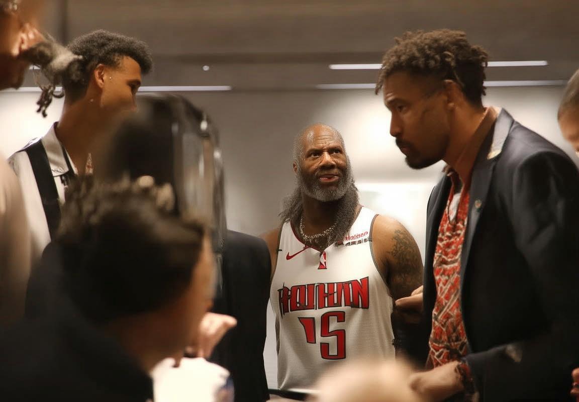 休斯顿火箭队与波士顿凯尔特人队交易方案：杰夫·格林或换选秀权及后卫